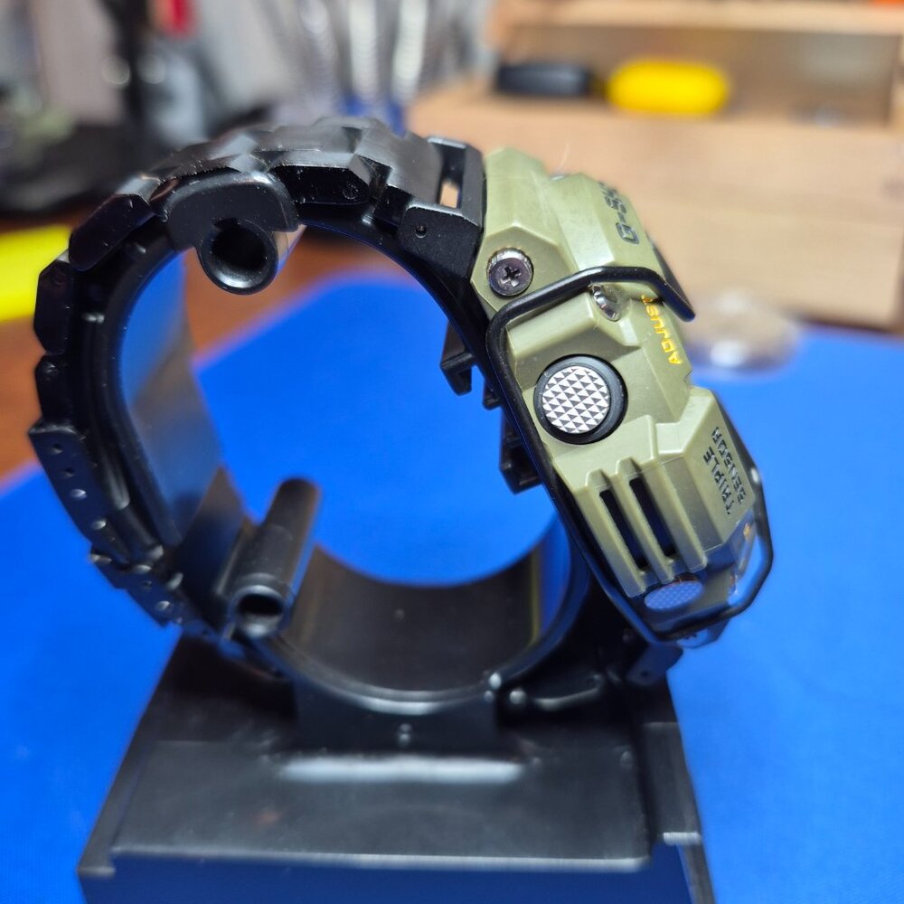 CASIO Rangeman Watch - Picture 5 of 7